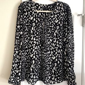 International Concepts size 16 black and white business casual top
